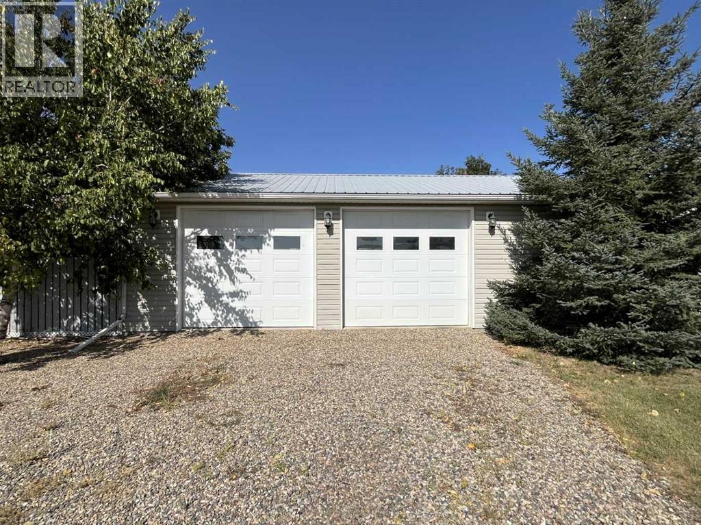 126 Harris Road, Taber, Alberta  T1G 2E4 - Photo 10 - A2258954