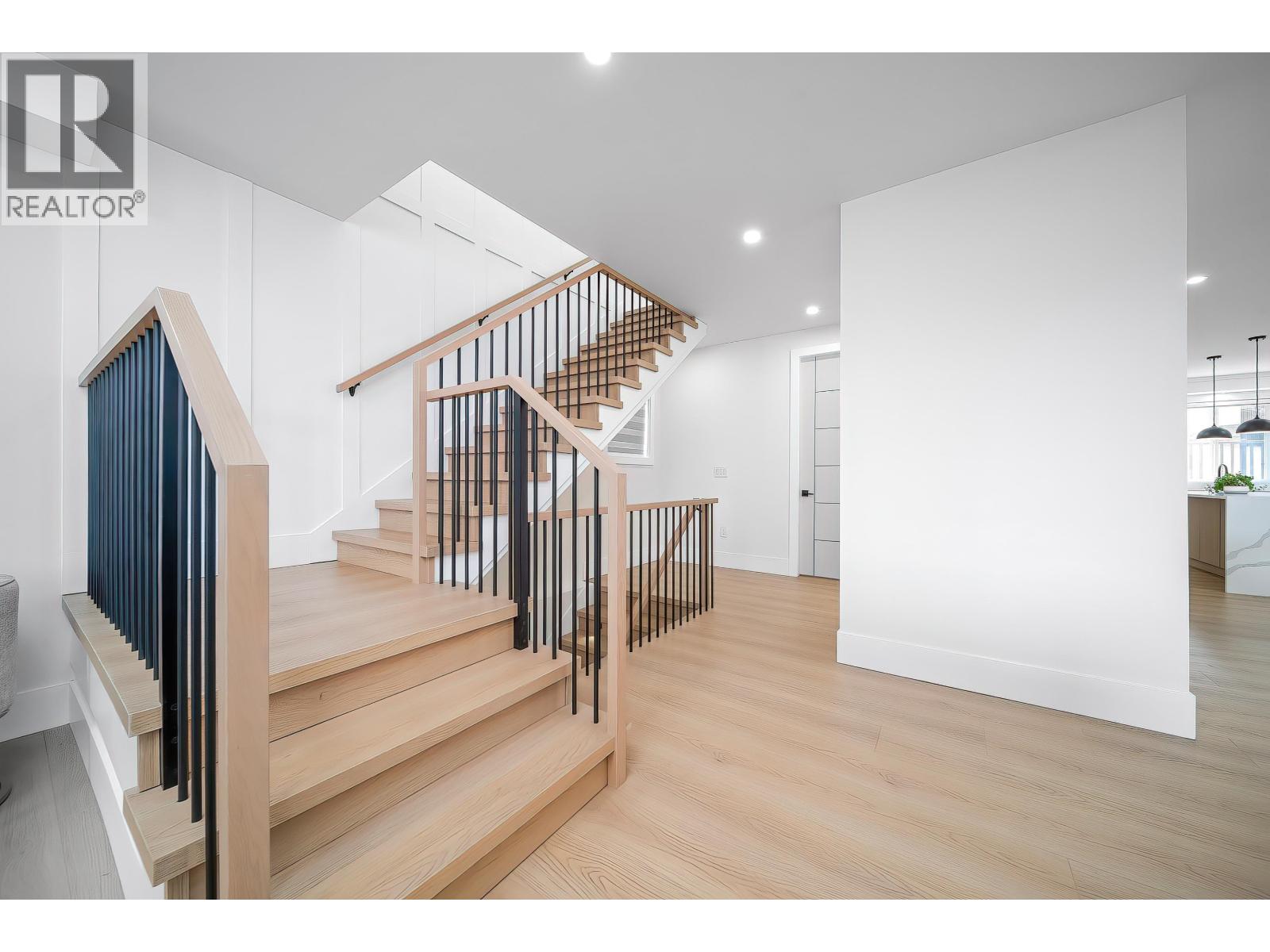 7820 Stanley Street, Burnaby, British Columbia  V5E 1V8 - Photo 12 - R3064166