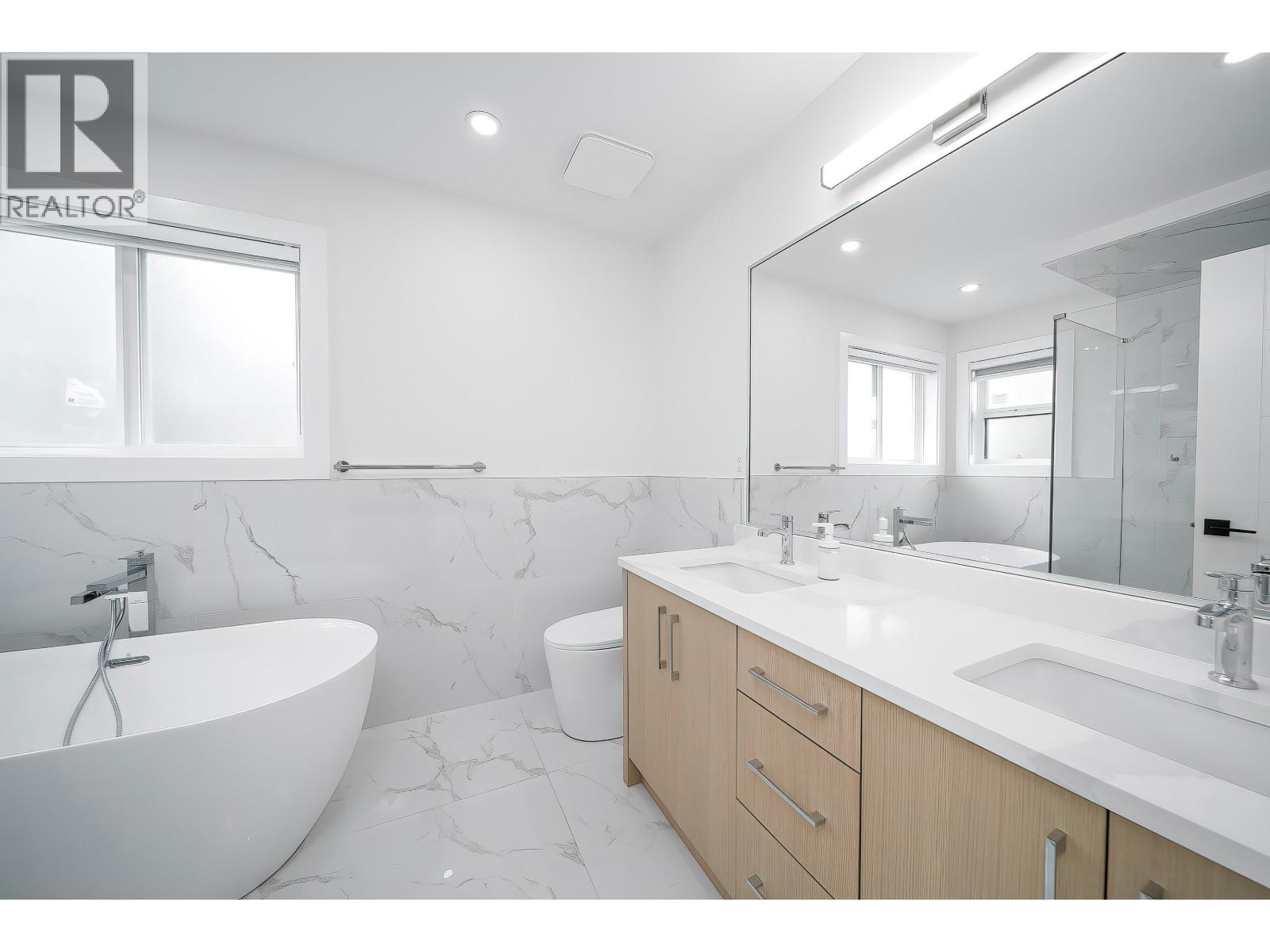 7820 Stanley Street, Burnaby, British Columbia  V5E 1V8 - Photo 19 - R3064166