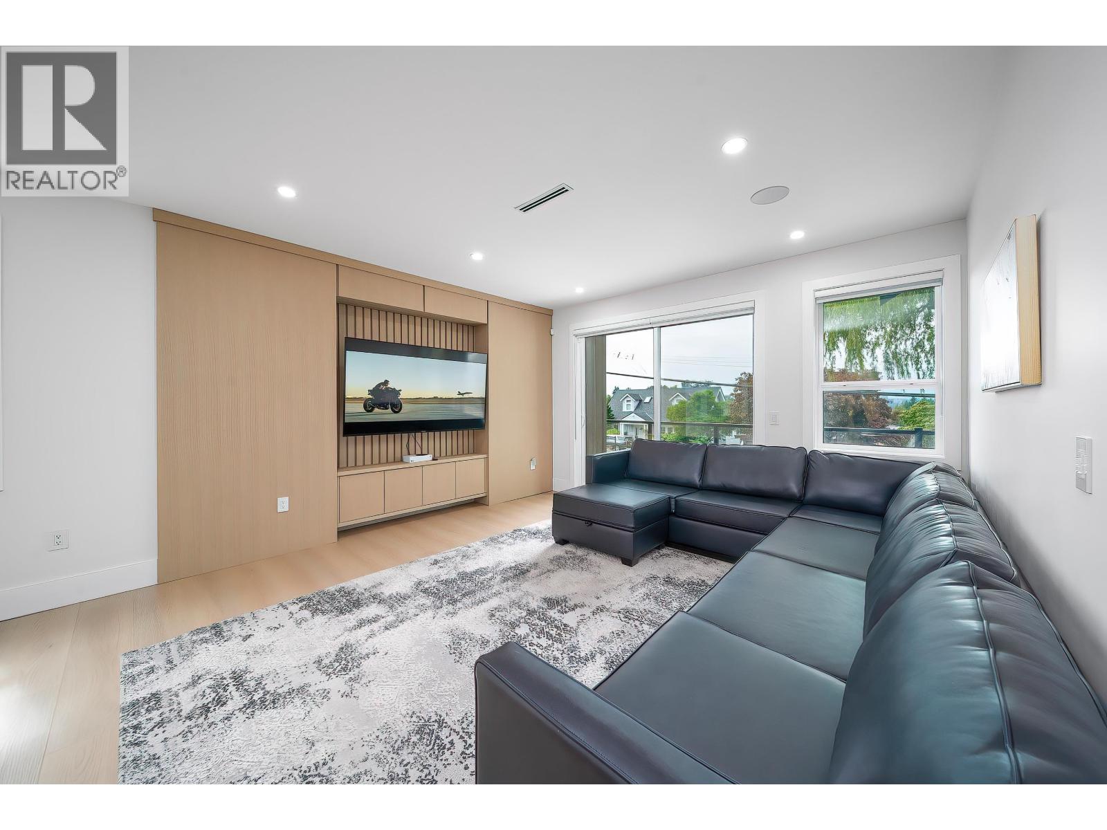 7820 Stanley Street, Burnaby, British Columbia  V5E 1V8 - Photo 5 - R3064166