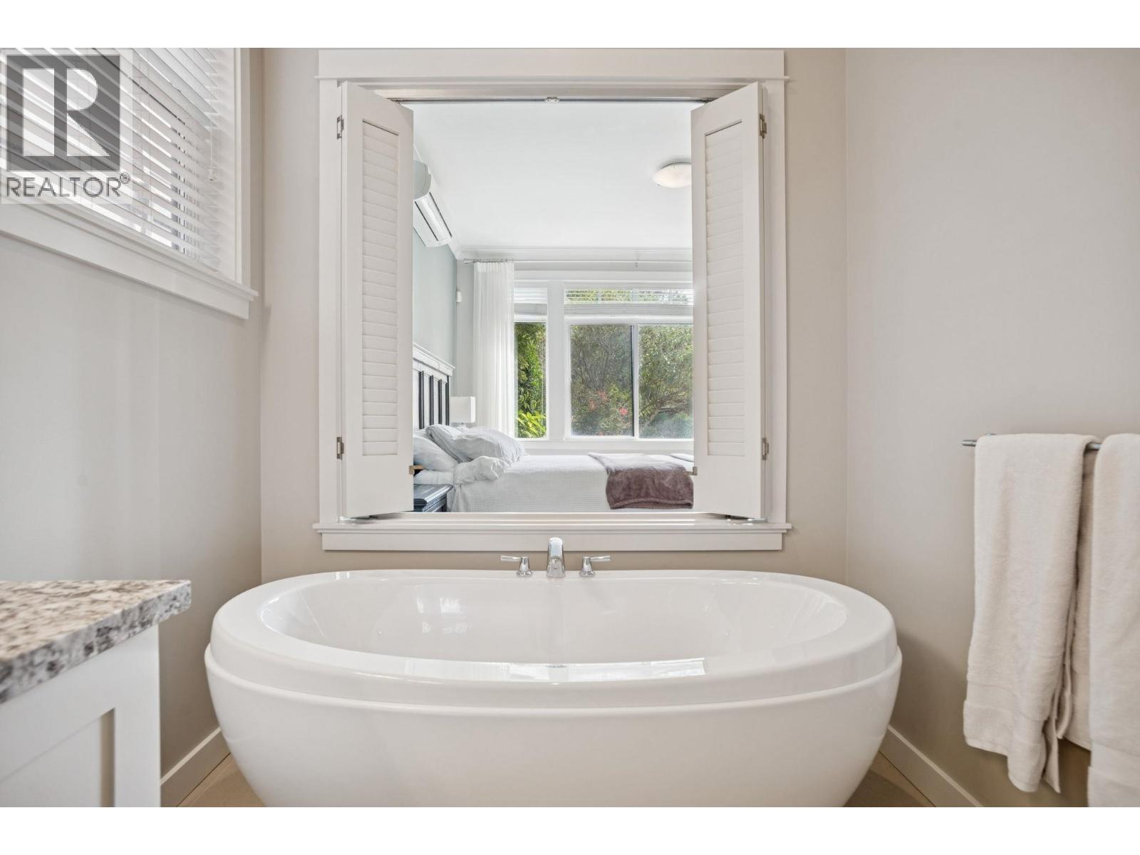 5044 Cedar Springs Drive, Delta, British Columbia  V4M 0A7 - Photo 18 - R3064189