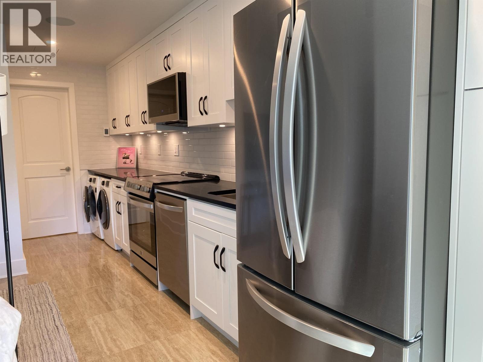 Basement Suite 7986 Rosewood Street, Burnaby, British Columbia  V5E 2H3 - Photo 5 - R3064146