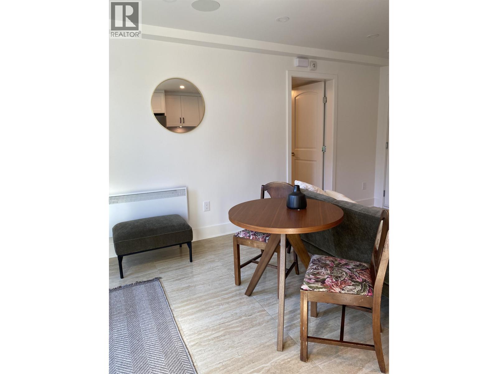 Basement Suite 7986 Rosewood Street, Burnaby, British Columbia  V5E 2H3 - Photo 8 - R3064146