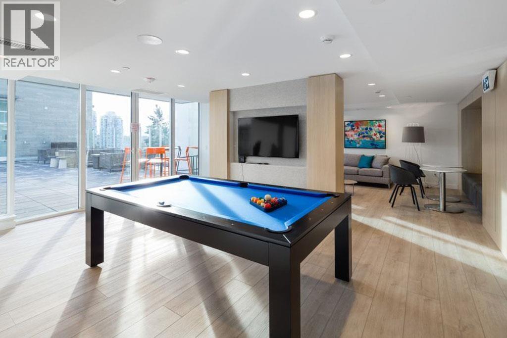 505 525 Foster Avenue, Coquitlam, British Columbia  V3J 2L5 - Photo 2 - R3064197