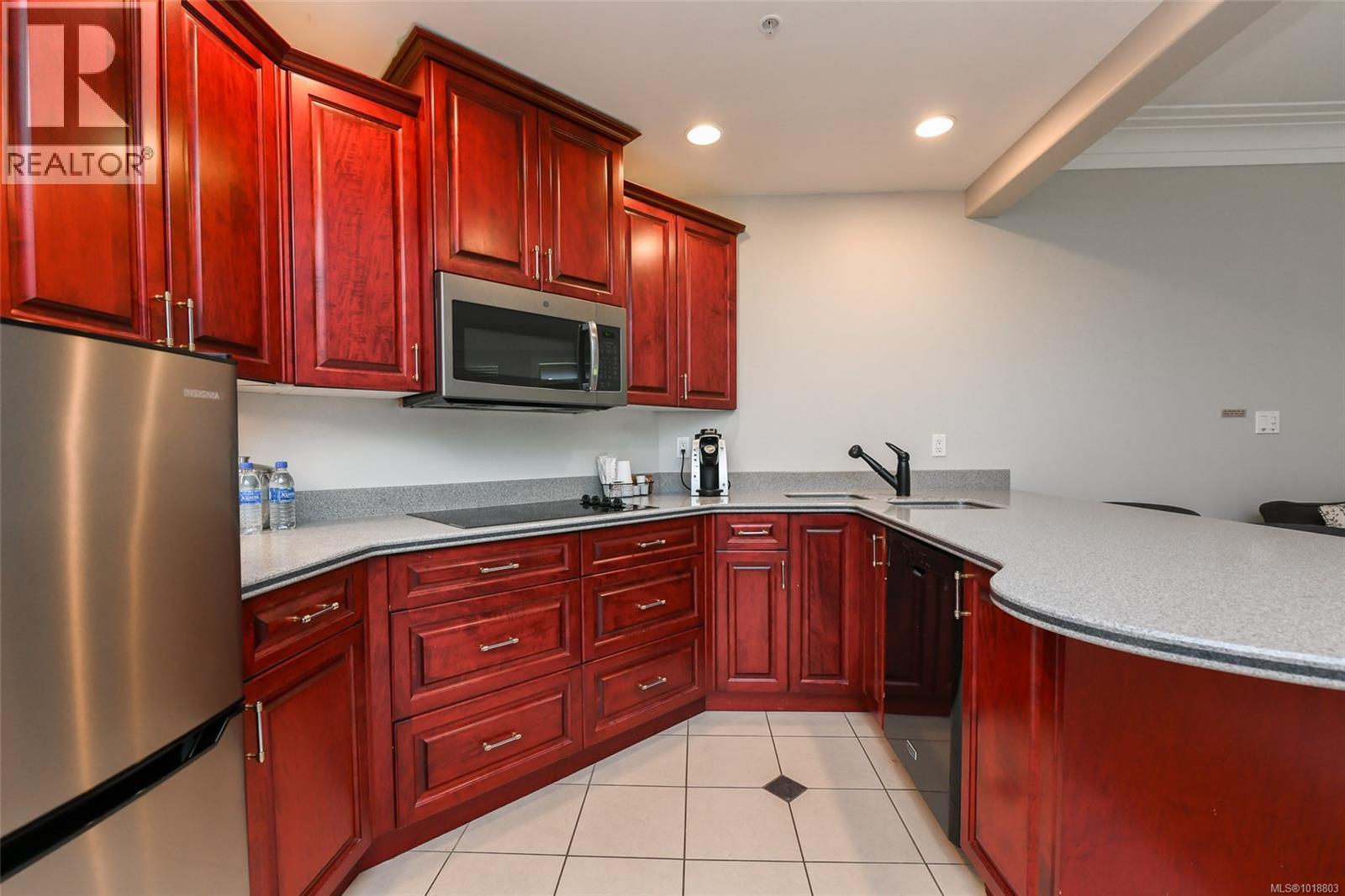 901-902b 366 Clubhouse Dr, Courtenay, British Columbia  V9N 9G3 - Photo 6 - 1018803