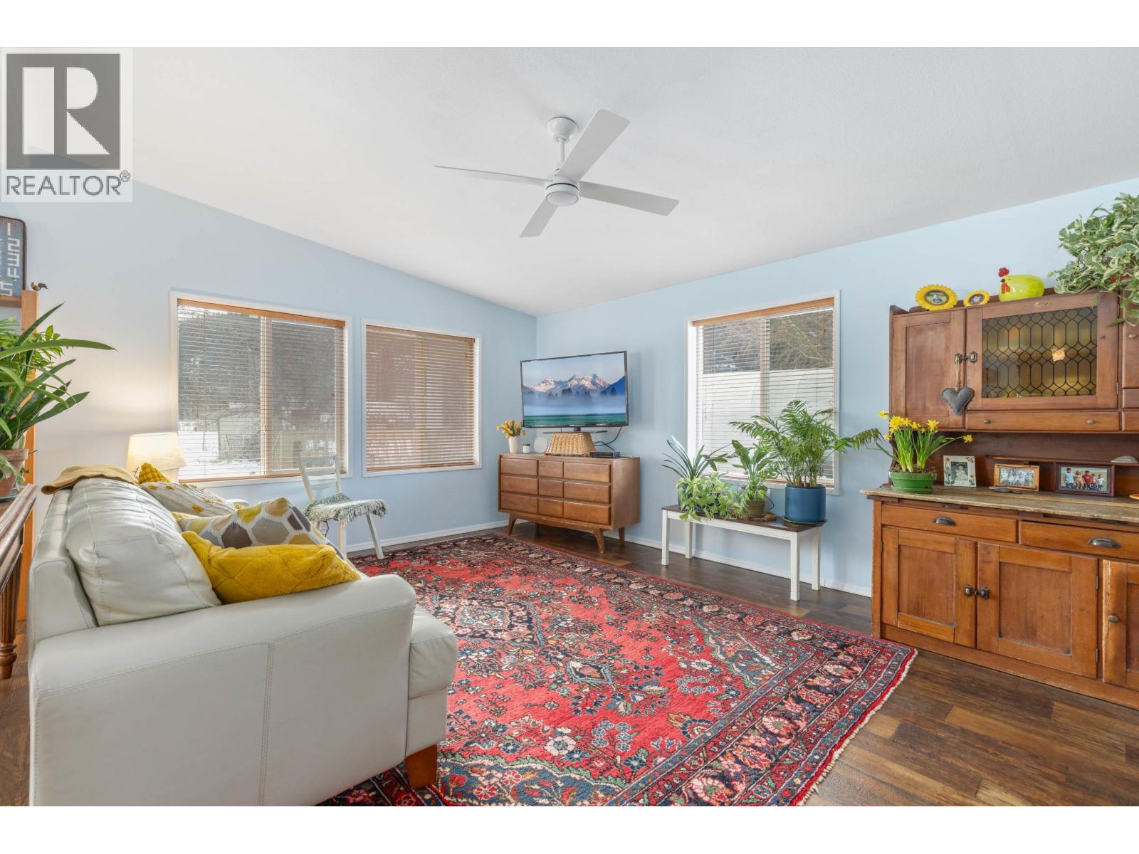 899 Erickson Road, Pemberton, British Columbia  V0N 2L2 - Photo 4 - R3045933