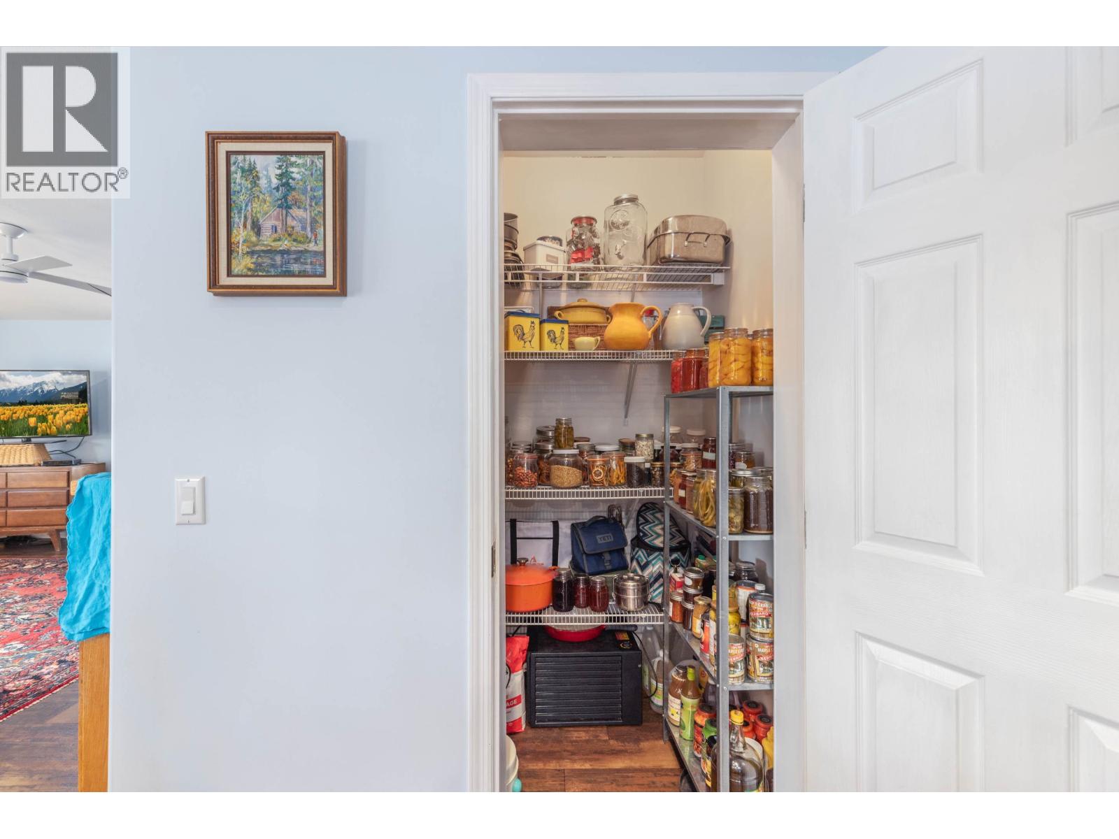 899 Erickson Road, Pemberton, British Columbia  V0N 2L2 - Photo 11 - R3045933