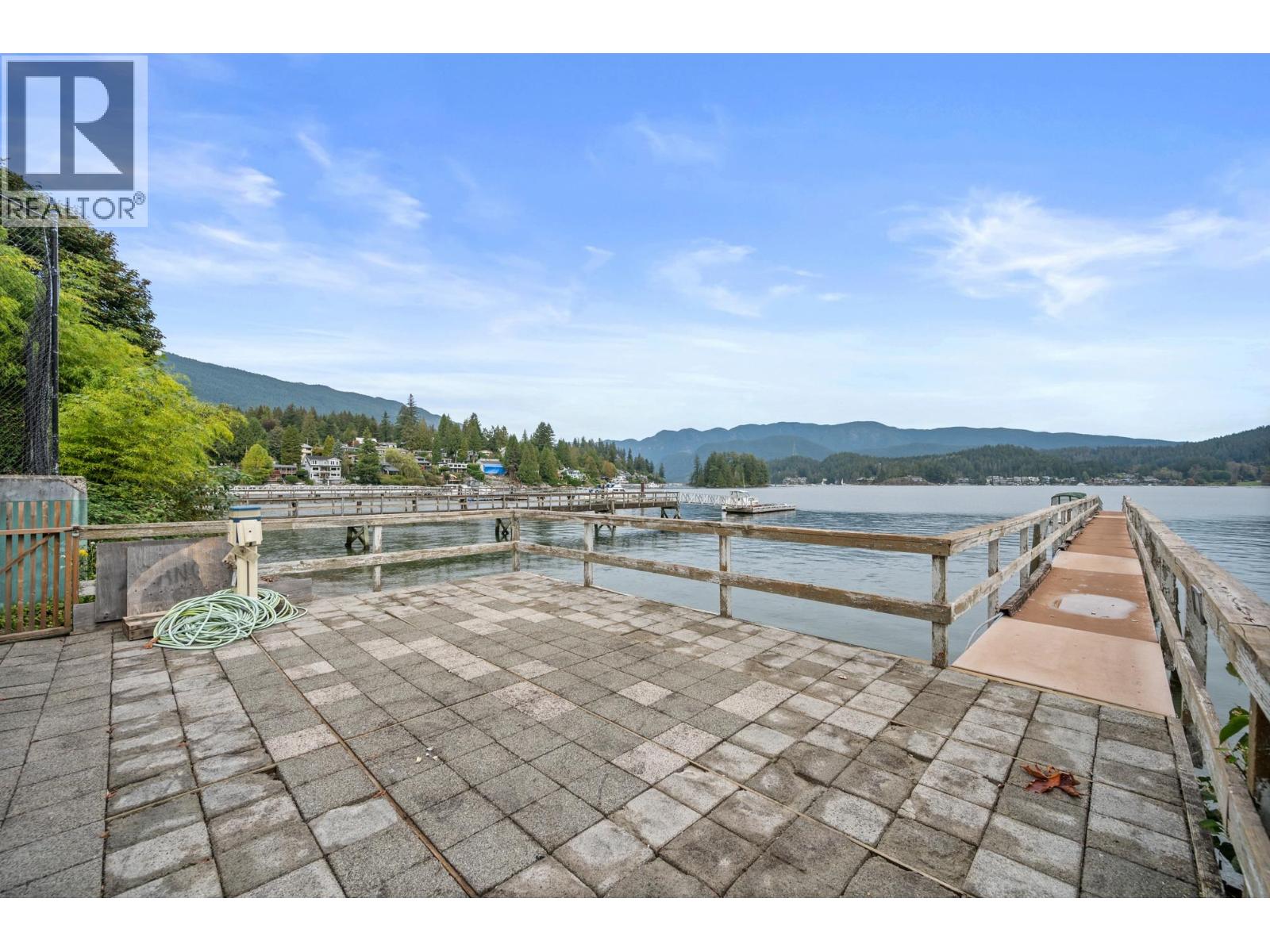 828 Beachview Drive, North Vancouver, British Columbia  V7G 1R1 - Photo 28 - R3046935