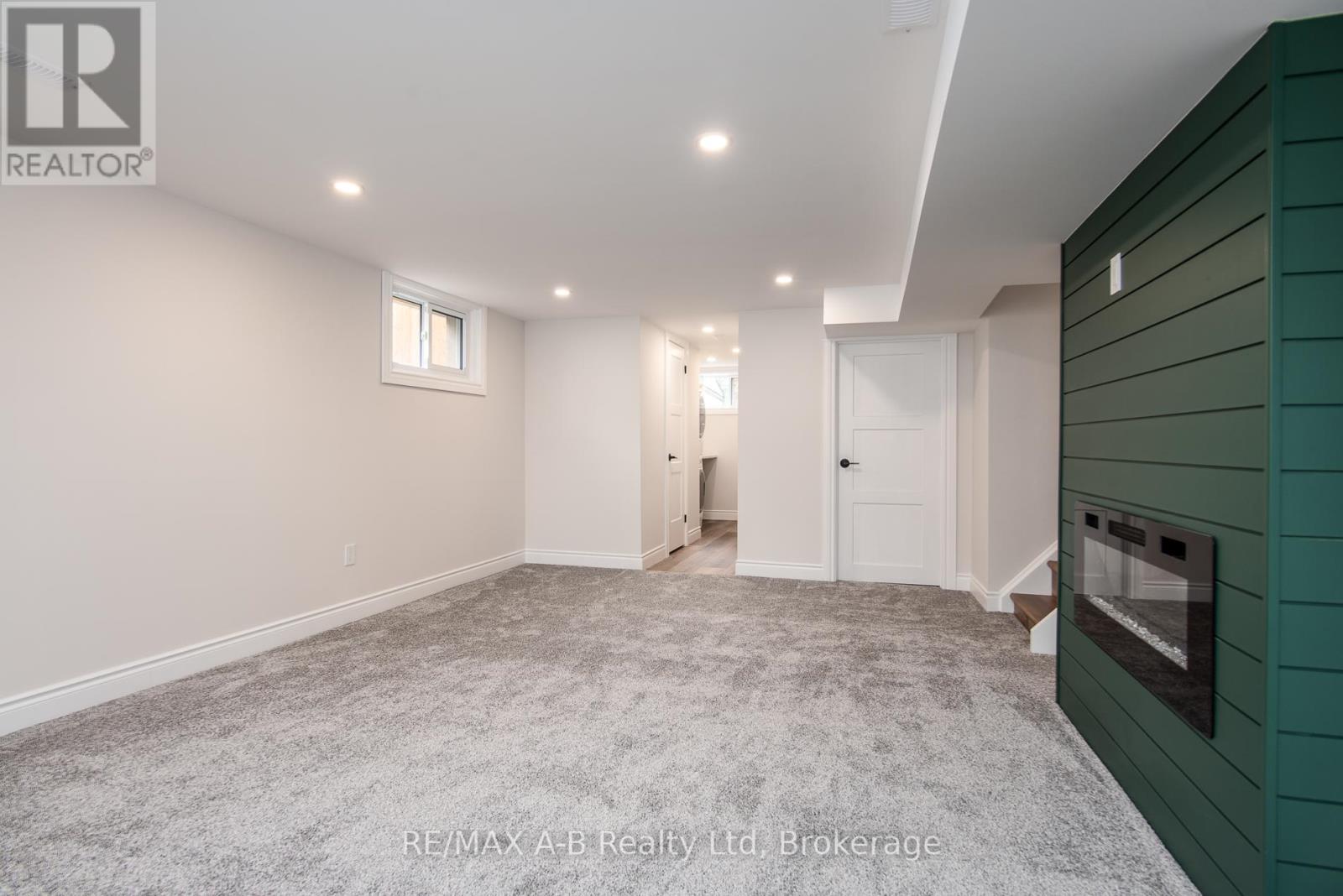 149 Norfolk Street, Stratford, Ontario  N5A 3Y7 - Photo 33 - X12504666