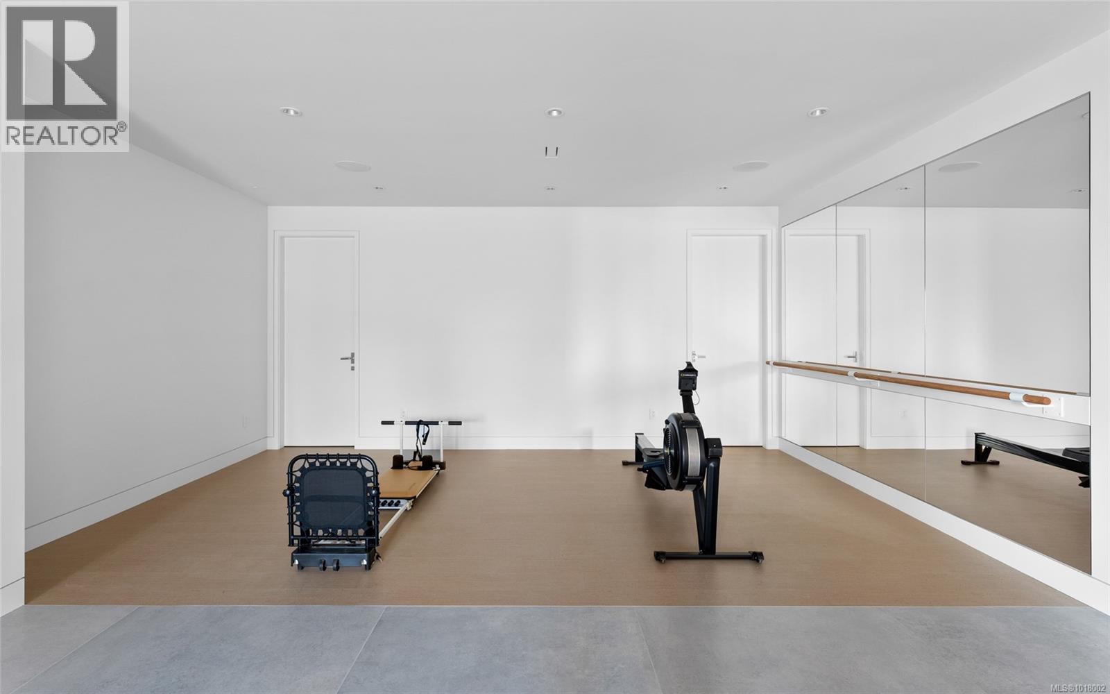 4570 Bissenden Pl, Saanich, British Columbia  V8N 3K4 - Photo 47 - 1018002