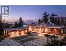 4570 Bissenden Pl Gordon Head