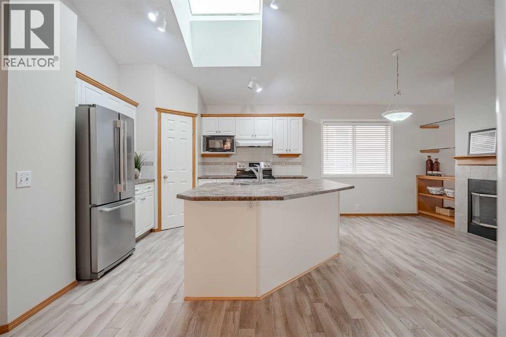 132 Chaparral Villas Se, Calgary, Alberta  T2X 3M8 - Photo 6 - A2253306