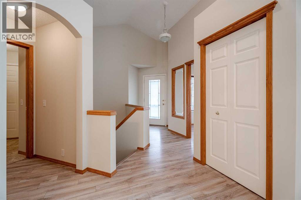 132 Chaparral Villas Se, Calgary, Alberta  T2X 3M8 - Photo 3 - A2253306