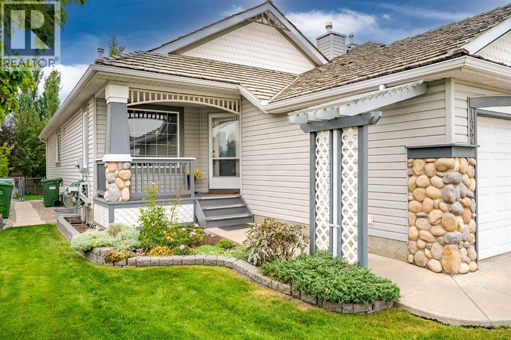 132 Chaparral Villas Se, Calgary, Alberta  T2X 3M8 - Photo 2 - A2253306