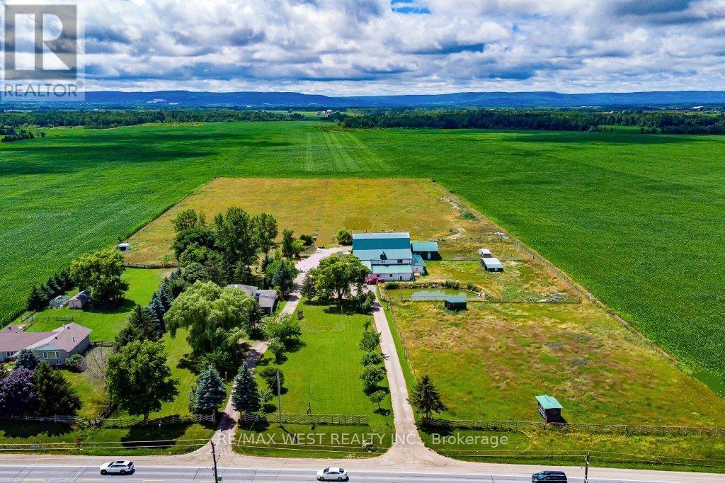 7941 Highway 26, Clearview, Ontario  L0M 1S0 - Photo 2 - S12432335