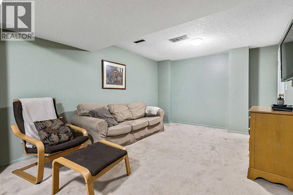 637 Strathcona Drive Sw, Calgary, Alberta  T3H 1K6 - Photo 26 - A2263882