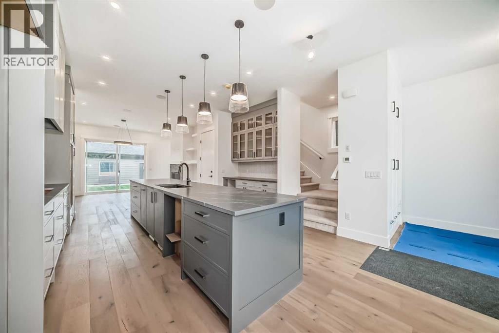 5008 21a Street Sw, Calgary, Alberta  T2T 5C3 - Photo 12 - A2264353