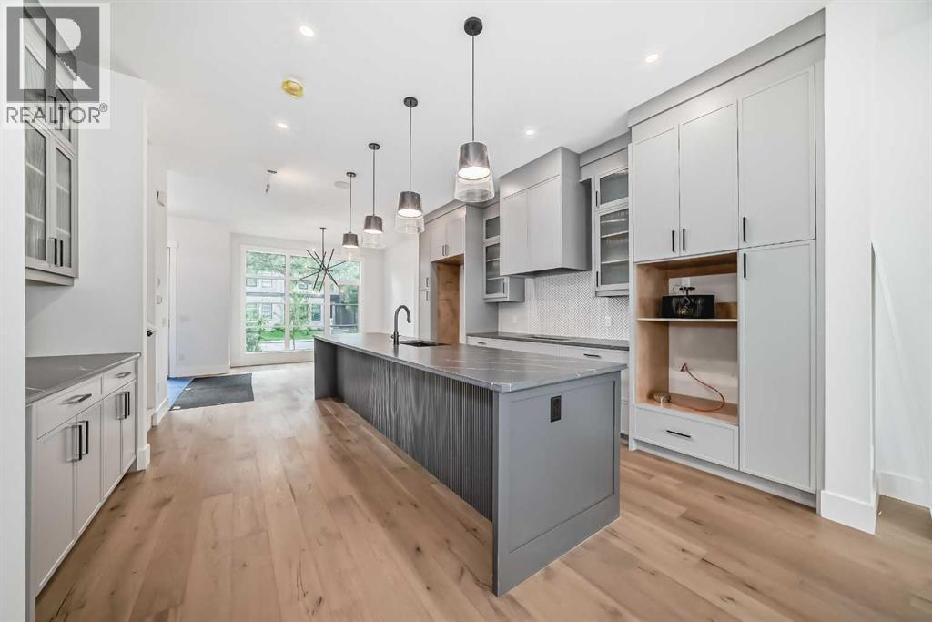 5008 21a Street Sw, Calgary, Alberta  T2T 5C3 - Photo 10 - A2264353