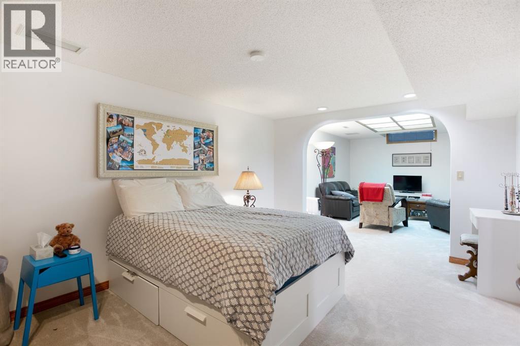 8311 Hawkview Manor Road Nw, Calgary, Alberta  T3G 2Z6 - Photo 23 - A2265097