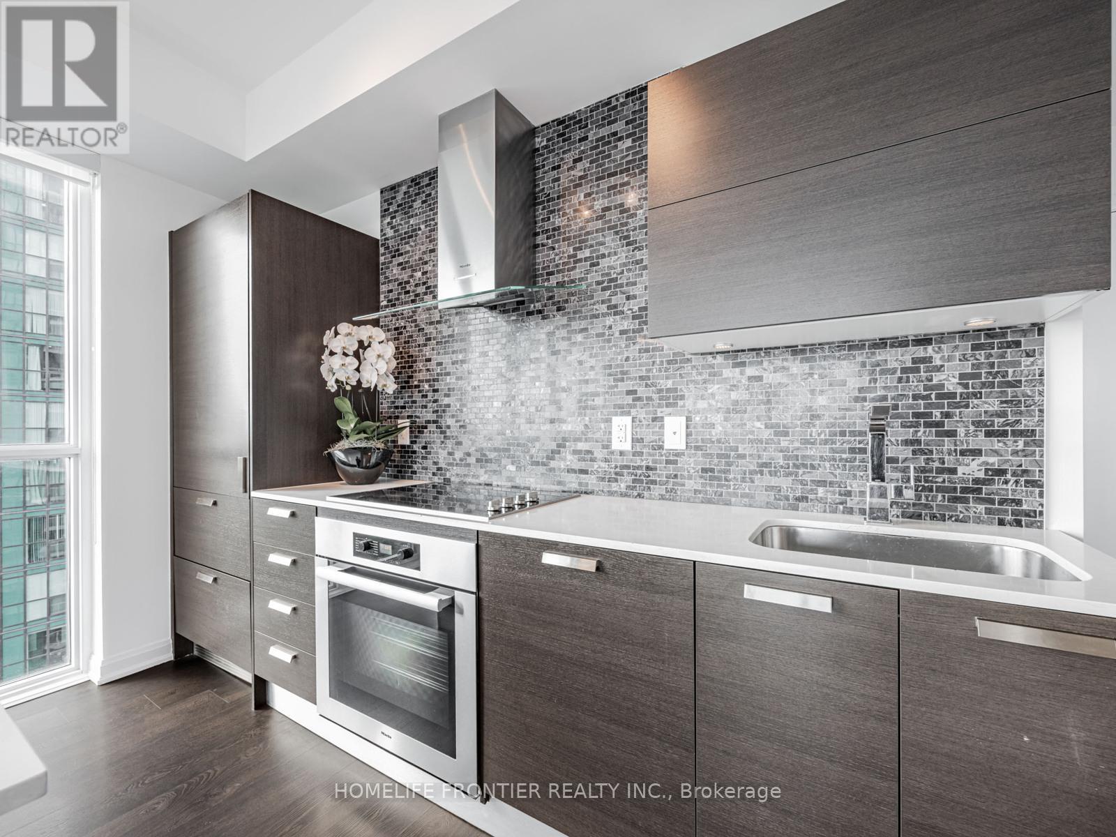 2903 - 9 Bogert Avenue, Toronto, Ontario  M2N 0H3 - Photo 3 - C12504910