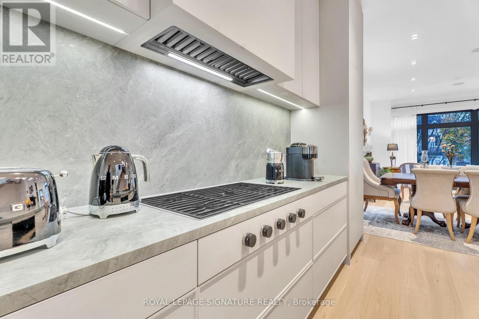 171 Elmwood Avenue, Toronto, Ontario  M2N 3M3 - Photo 11 - C12504954