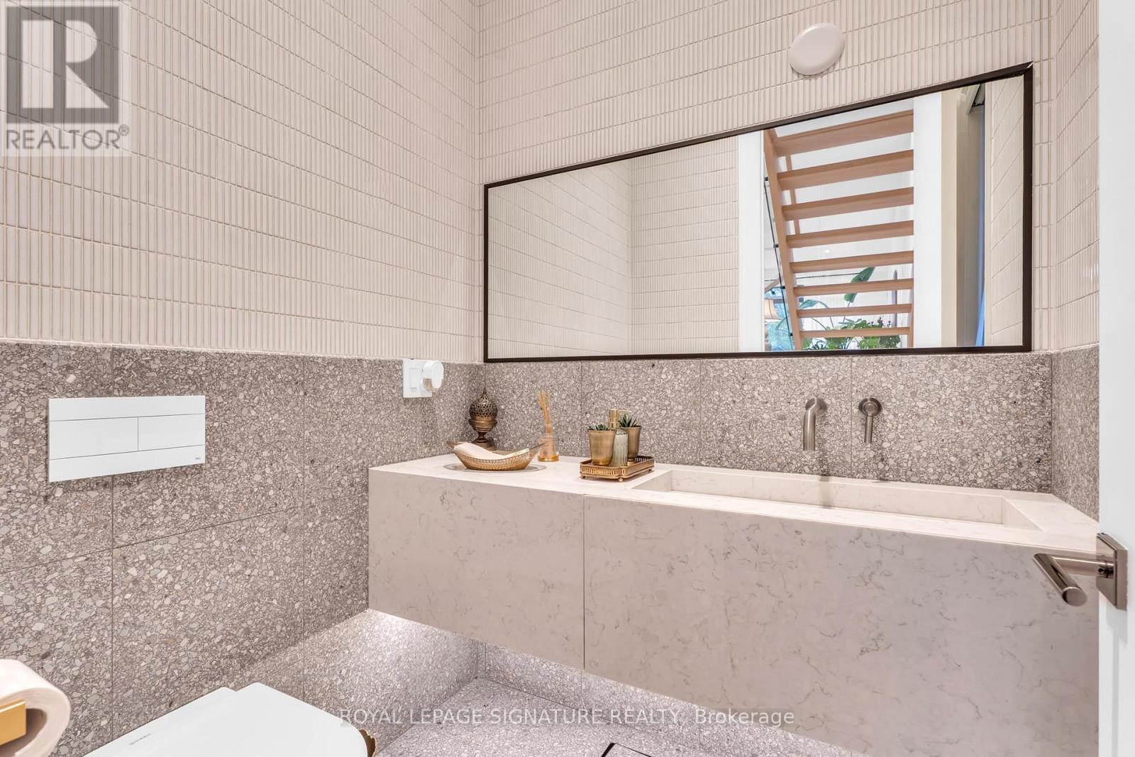 171 Elmwood Avenue, Toronto, Ontario  M2N 3M3 - Photo 16 - C12504954