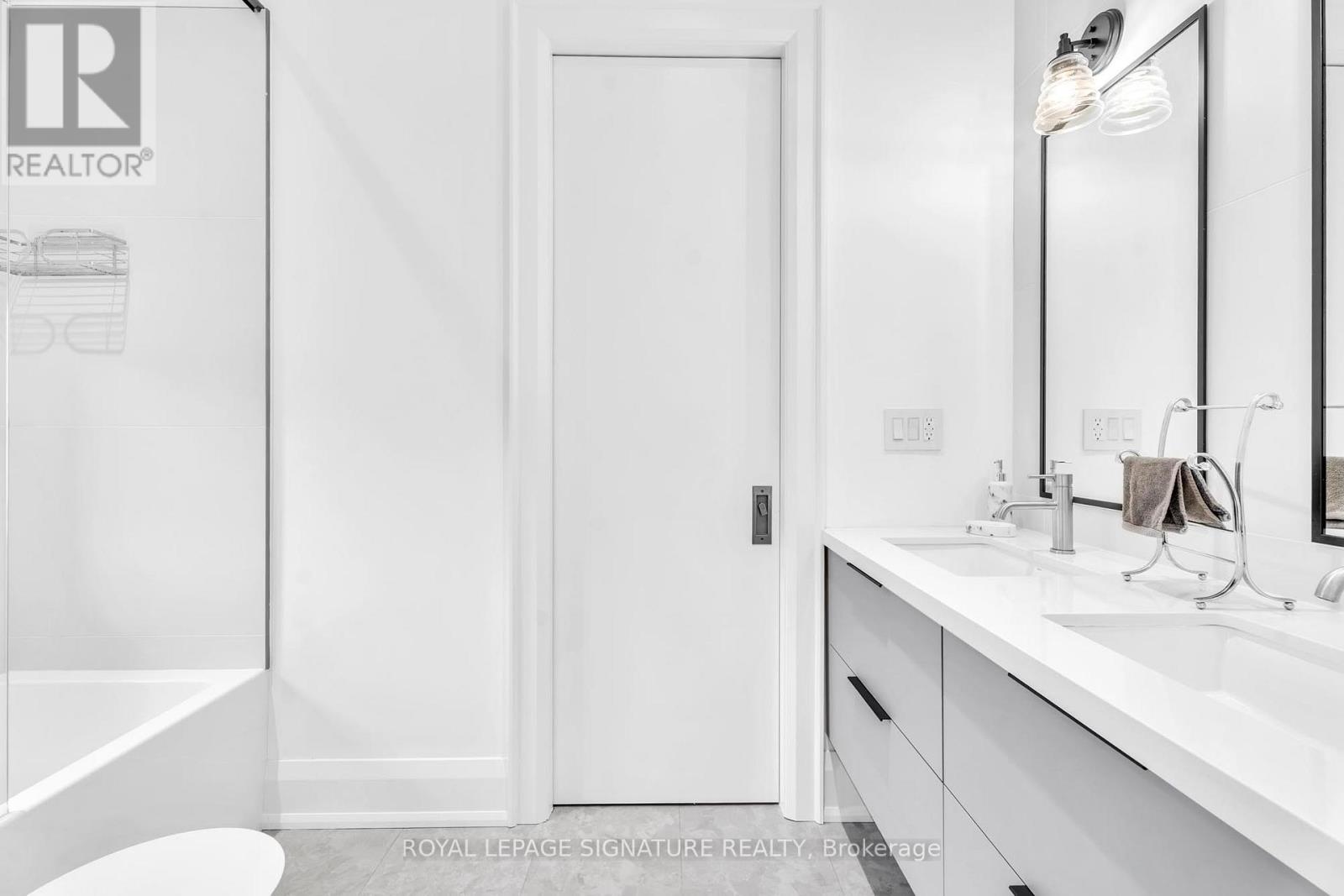 171 Elmwood Avenue, Toronto, Ontario  M2N 3M3 - Photo 31 - C12504954
