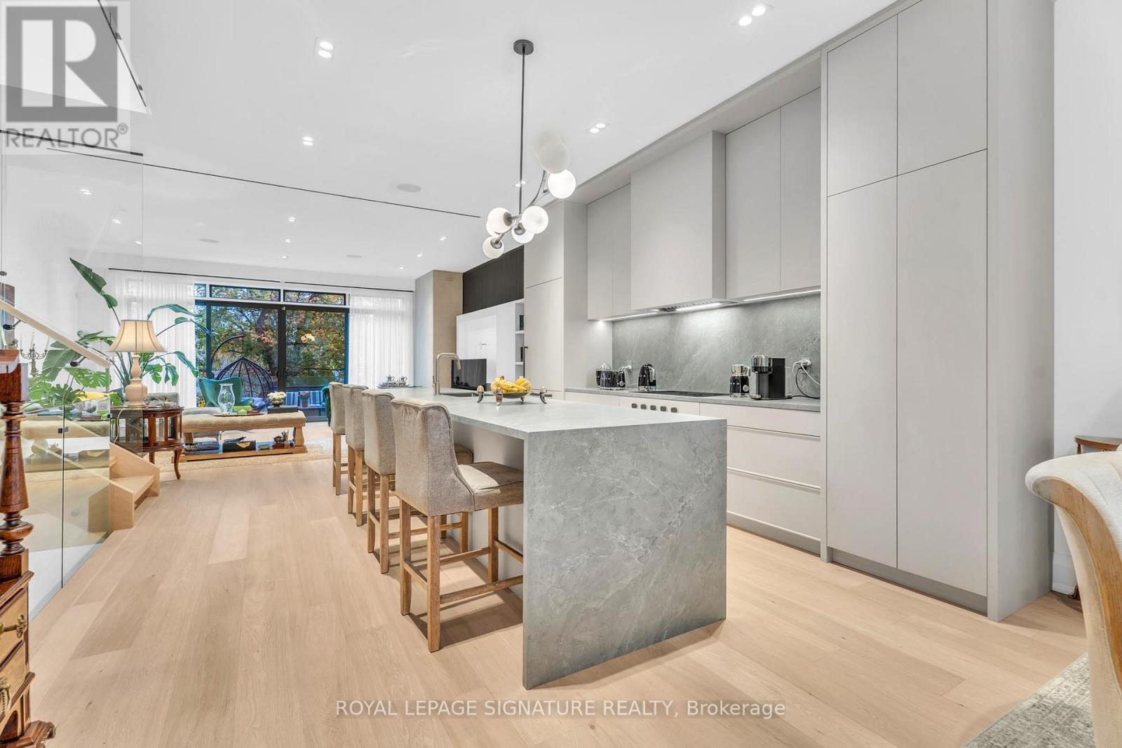 171 Elmwood Avenue, Toronto, Ontario  M2N 3M3 - Photo 8 - C12504954