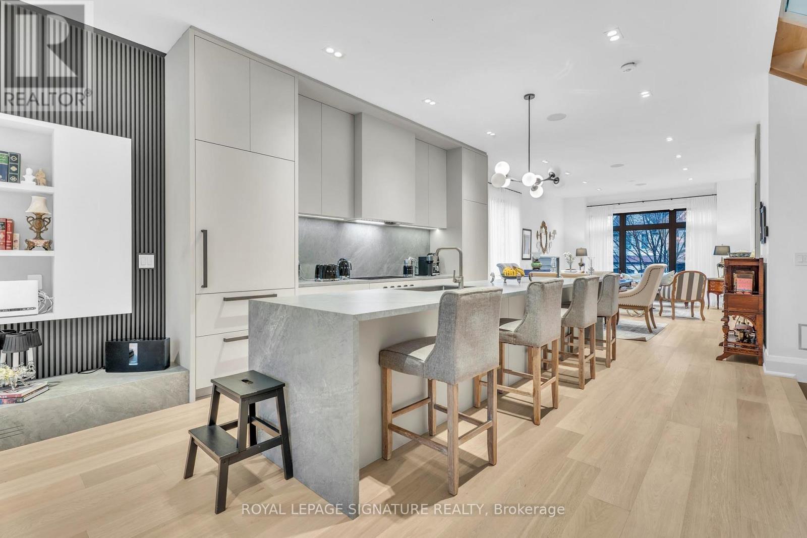 171 Elmwood Avenue, Toronto, Ontario  M2N 3M3 - Photo 9 - C12504954