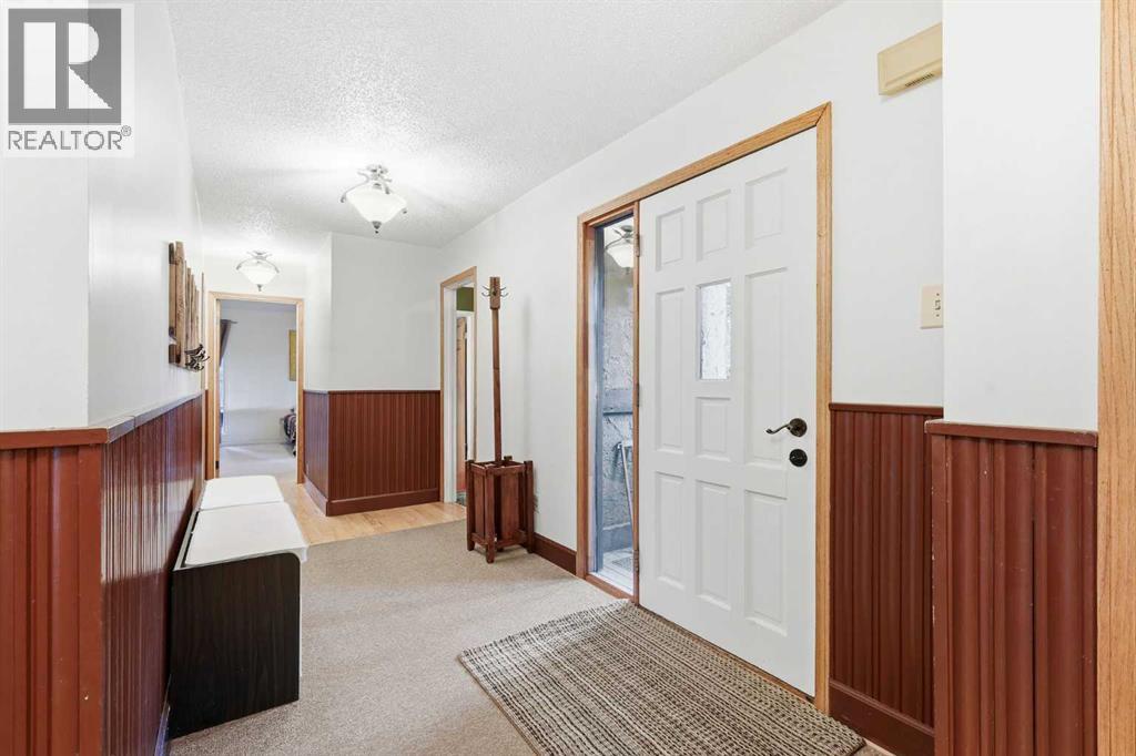 31 White Crescent, Bragg Creek, Alberta  T0L 0K0 - Photo 22 - A2266656