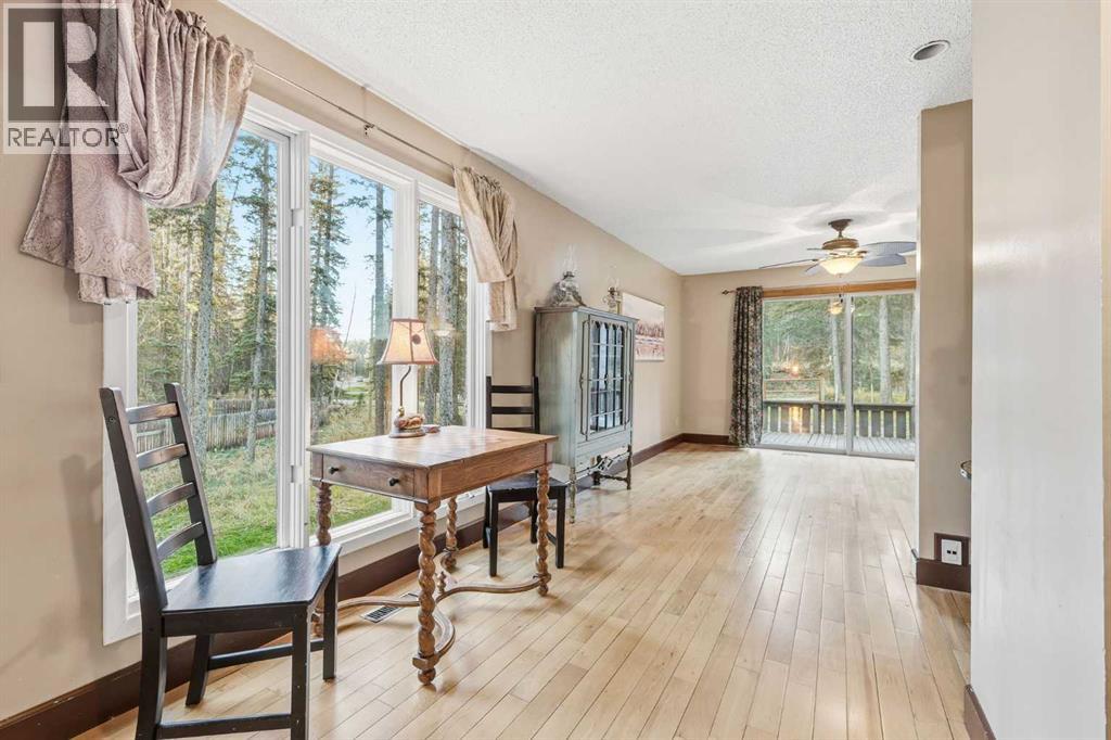 31 White Crescent, Bragg Creek, Alberta  T0L 0K0 - Photo 27 - A2266656