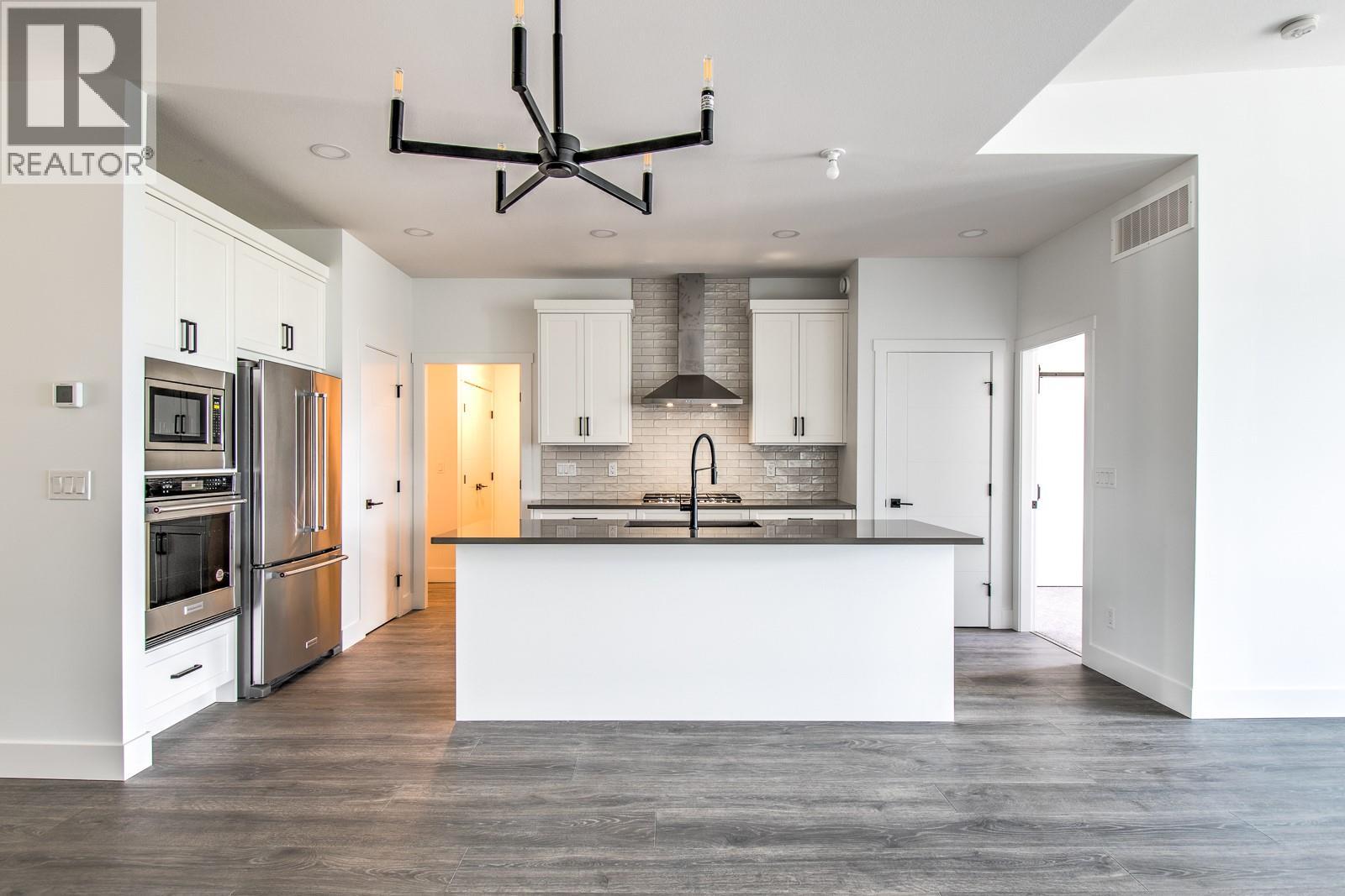 7735 Okanagan Hills Boulevard Unit# 20, Vernon, British Columbia  V1H 0A7 - Photo 7 - 10367355