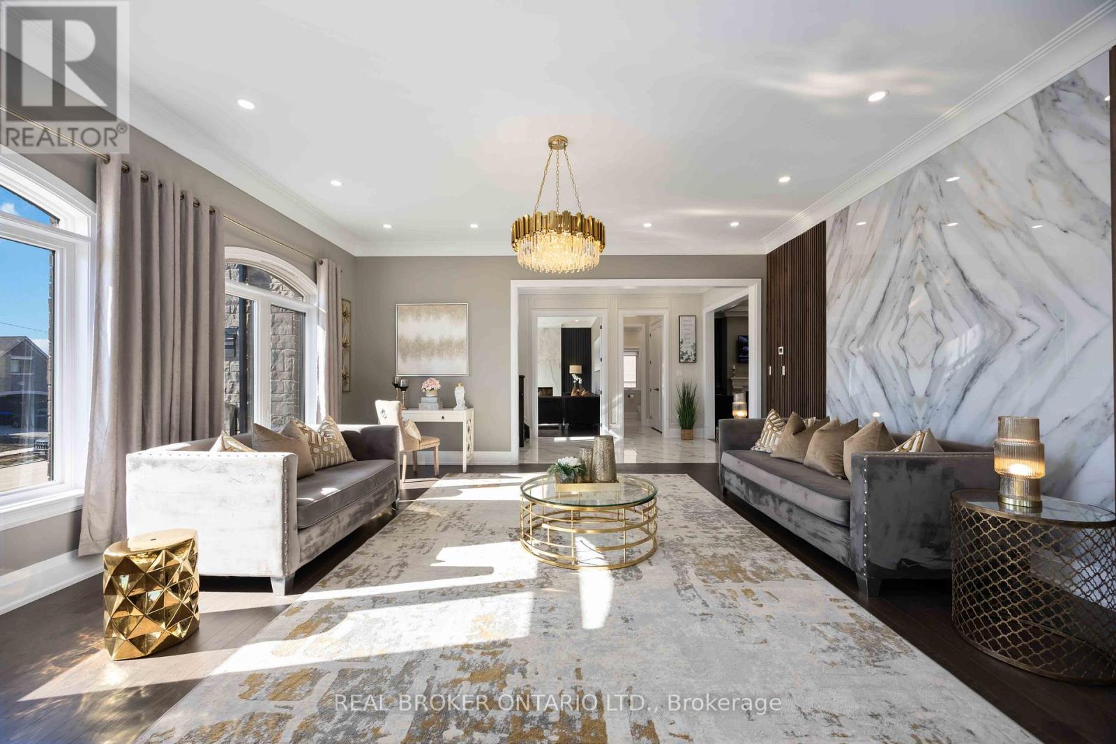 2236 Pemberton Way, Innisfil (Churchill), Ontario  L0L 1K0 - Photo 14 - N12504894