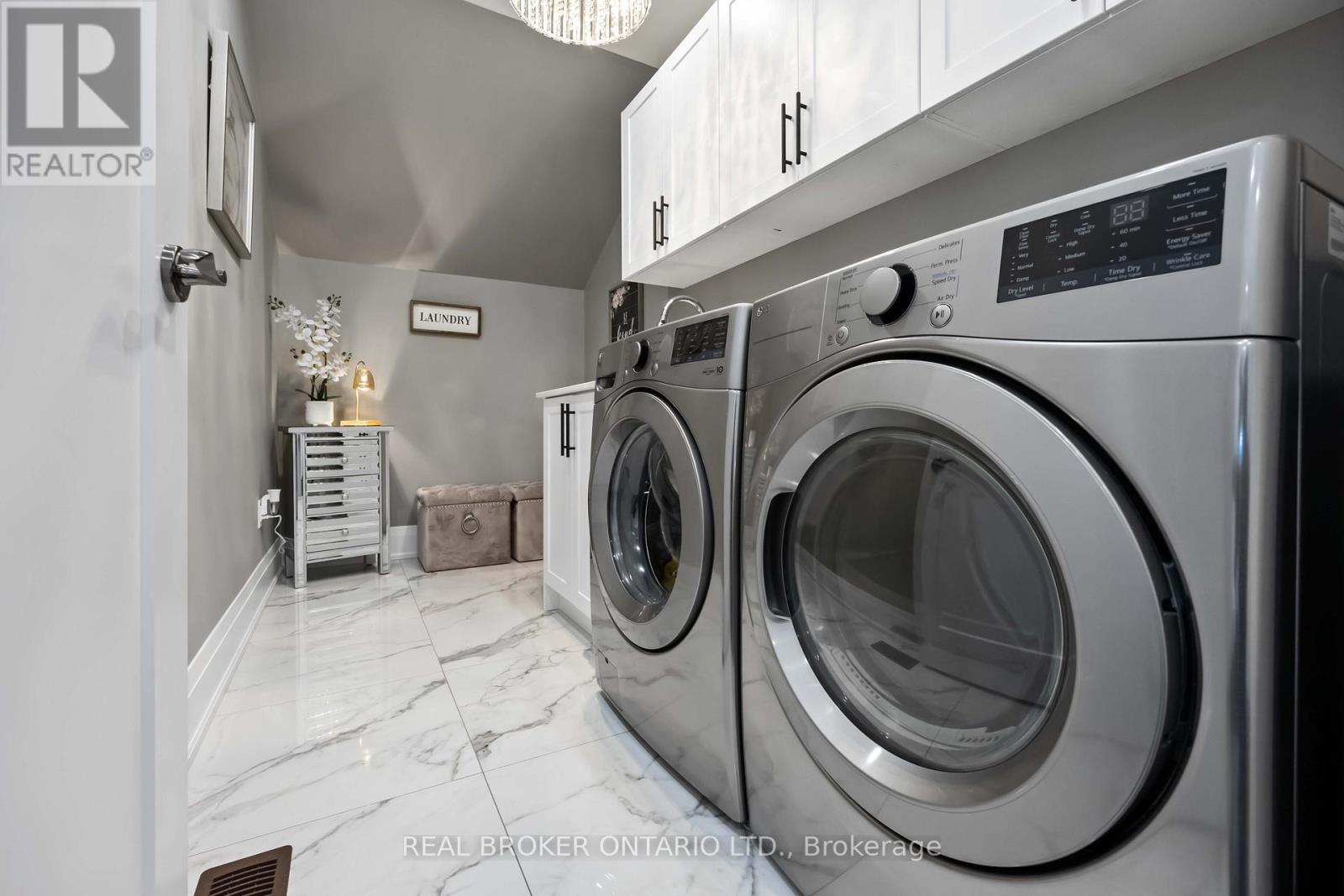 2236 Pemberton Way, Innisfil (Churchill), Ontario  L0L 1K0 - Photo 45 - N12504894