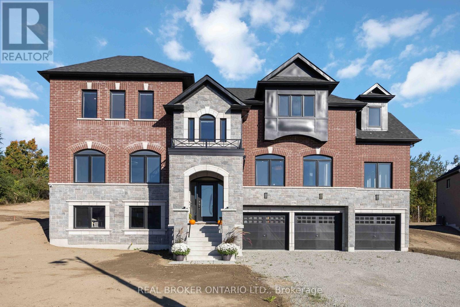 2236 Pemberton Way, Innisfil (Churchill), Ontario  L0L 1K0 - Photo 8 - N12504894