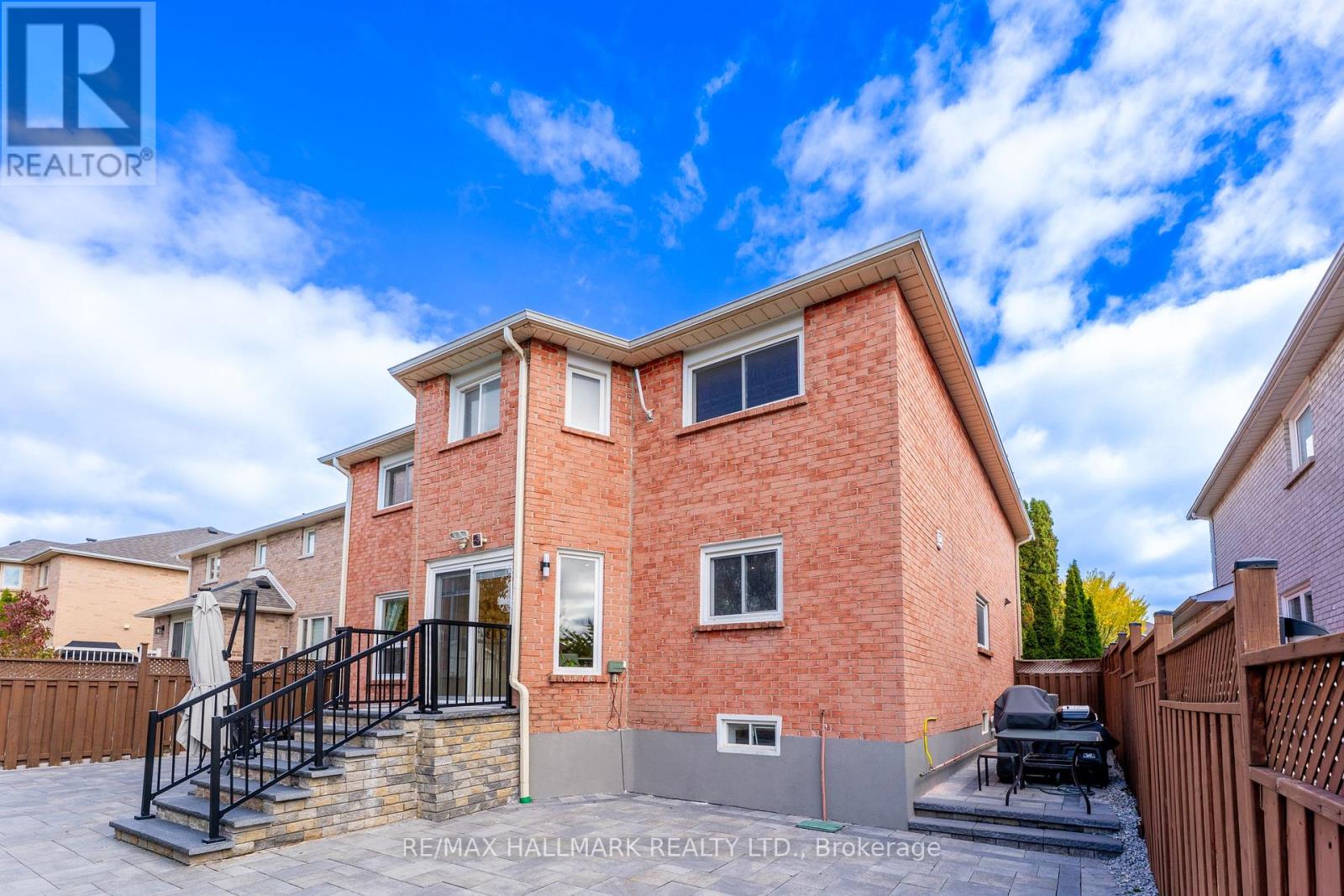 22 Larratt Ln Avenue, Richmond Hill, Ontario  L4C 9H9 - Photo 45 - N12504904