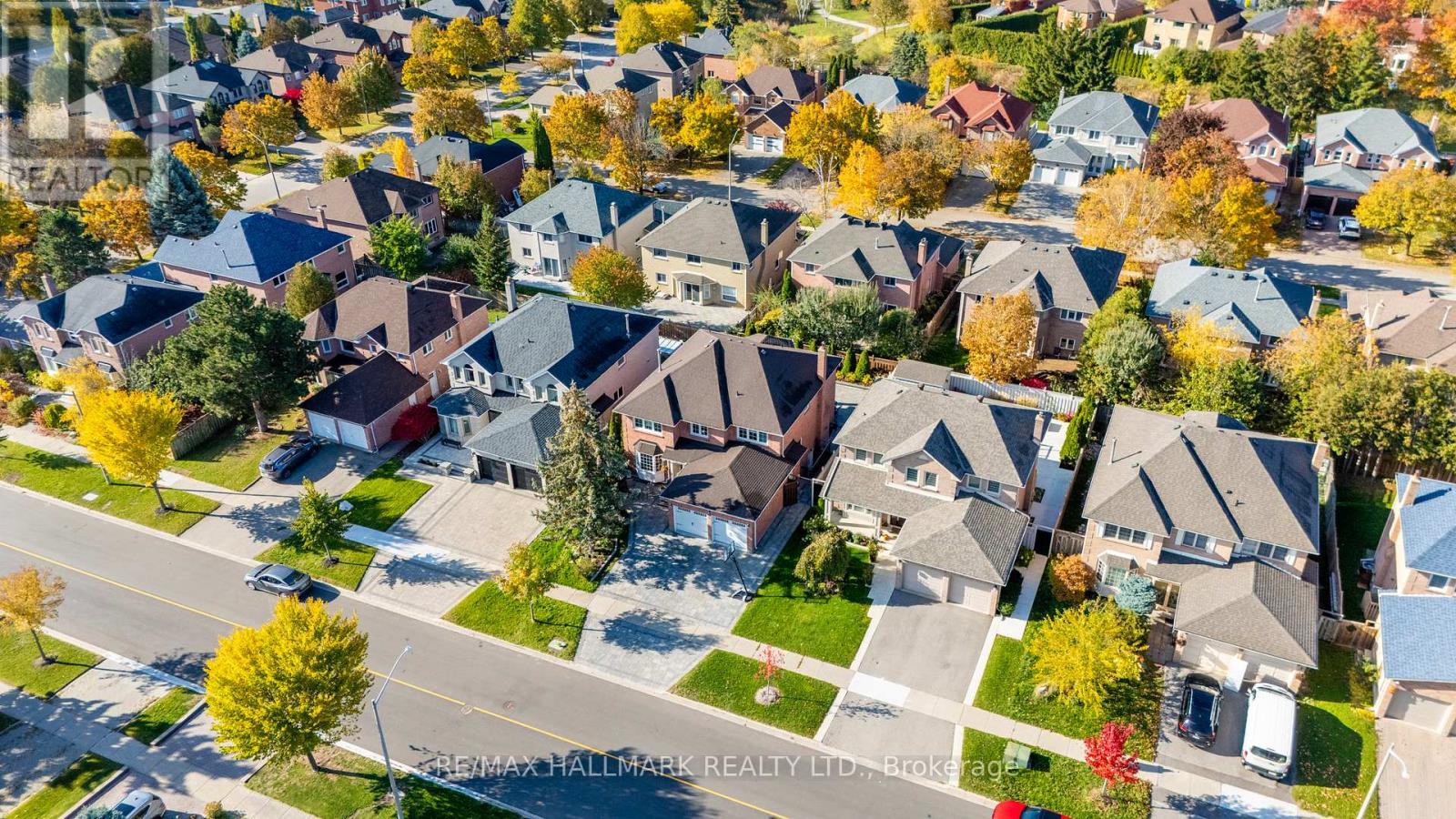 22 Larratt Ln Avenue, Richmond Hill, Ontario  L4C 9H9 - Photo 49 - N12504904