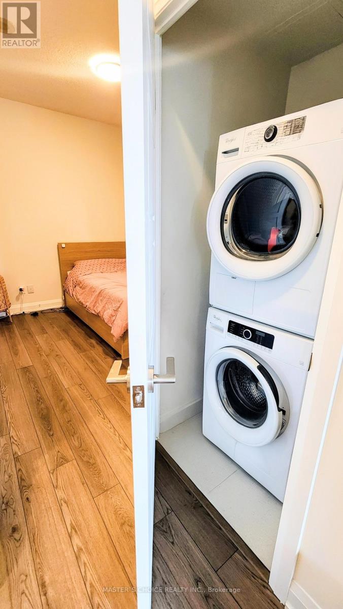 318 - 15 Water Walk Drive, Markham, Ontario  L6G 0G2 - Photo 16 - N12504908