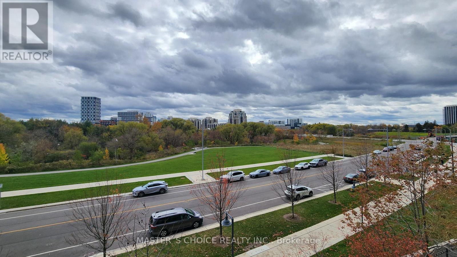 318 - 15 Water Walk Drive, Markham, Ontario  L6G 0G2 - Photo 18 - N12504908