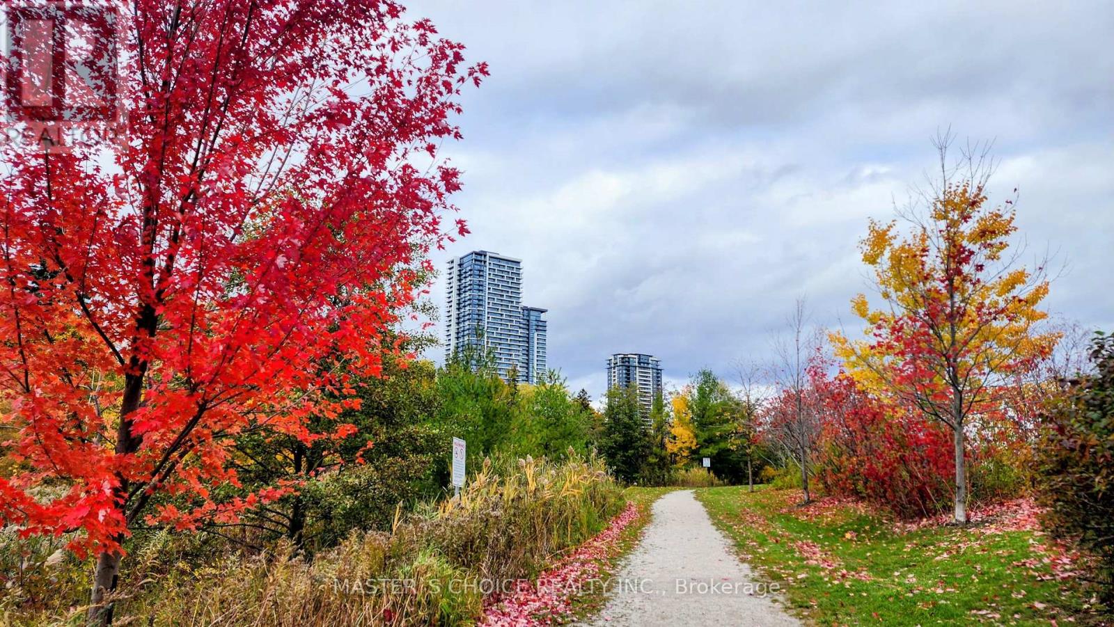 318 - 15 Water Walk Drive, Markham, Ontario  L6G 0G2 - Photo 24 - N12504908