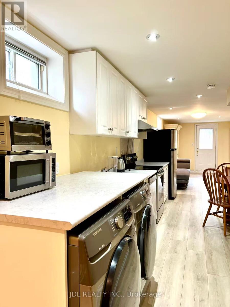 23 Toporowski Avenue, Richmond Hill, Ontario  L4S 2G9 - Photo 3 - N12504942