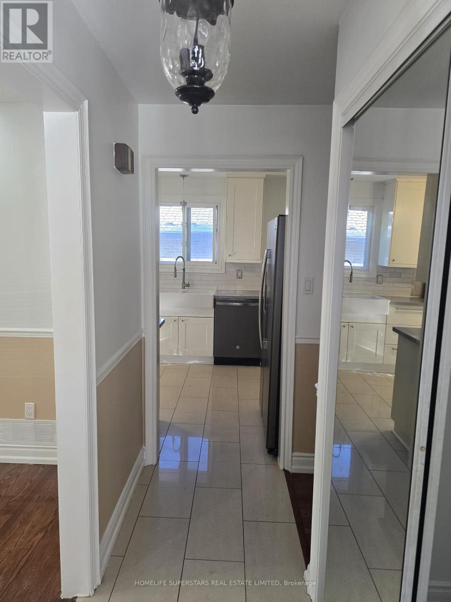 73 Adeline Avenue, New Tecumseth (Tottenham), Ontario  L0G 1W0 - Photo 13 - N12504968