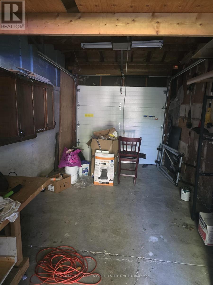 73 Adeline Avenue, New Tecumseth (Tottenham), Ontario  L0G 1W0 - Photo 5 - N12504968