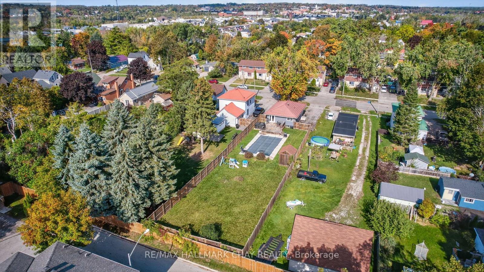 67 Simcoe Street, Orillia, Ontario  L3V 1G5 - Photo 2 - S12504922