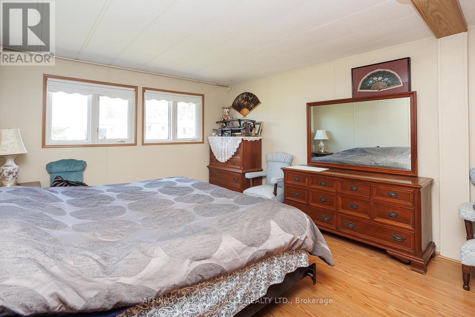 18 Vista Drive, Kawartha Lakes, Ontario K9V 4R1 - Photo 26 - X12241740