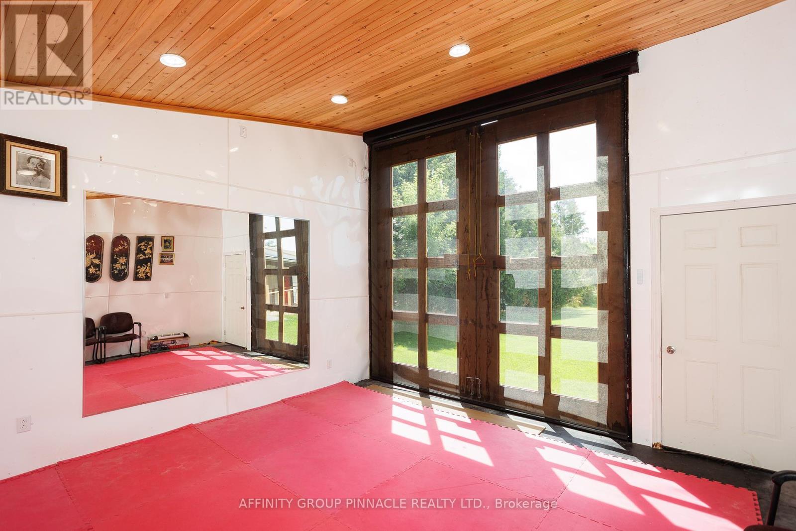 18 Vista Drive, Kawartha Lakes, Ontario K9V 4R1 - Photo 44 - X12241740