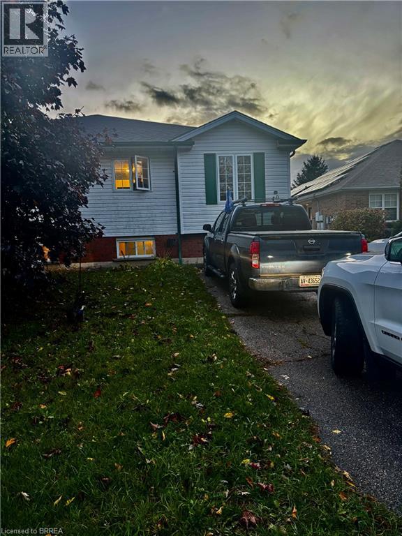 40 IVY Crescent, Paris, Ontario