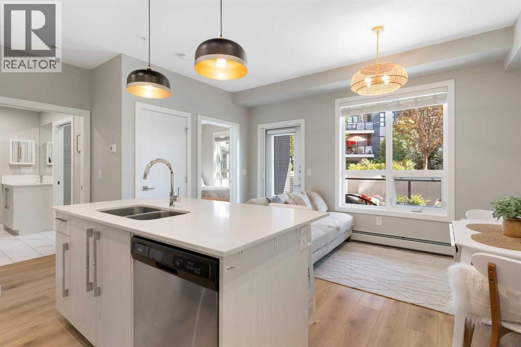 110, 383 Smith Street Nw, Calgary, Alberta  T3B 6J9 - Photo 2 - A2238671