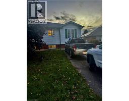 40 IVY Crescent, Paris, Ontario