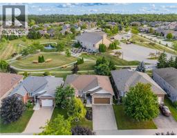 152 DEVONSHIRE Drive Unit# 18, New Hamburg, Ontario